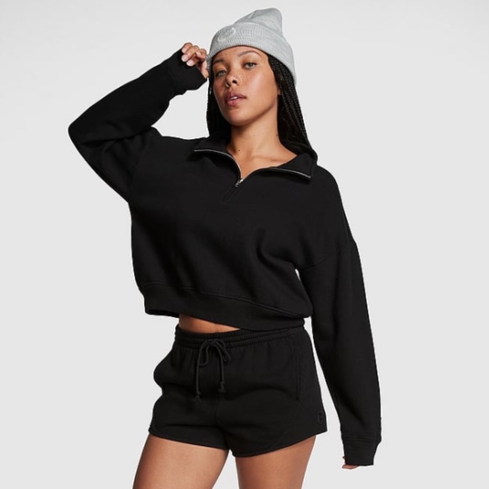 NWT 🖤 PINK Victoria's Secret Cropped Hoodie